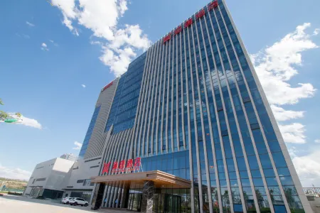 Hantang Hotel (Urumqi High speed Railway Station Branch) Отели рядом с достопримечательностью «S21 Desert Highway»