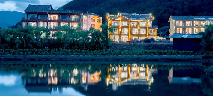 Gulu‘s house Lake View Smart Holiday Hostel Hotel di Ninglang