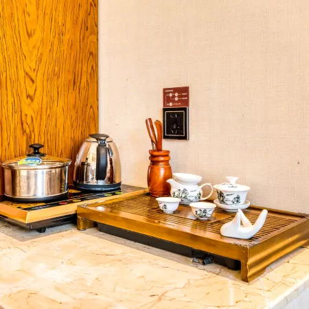 Harbin Zhenning Hotel (Central Street Subway Station Sophia Church Branch)