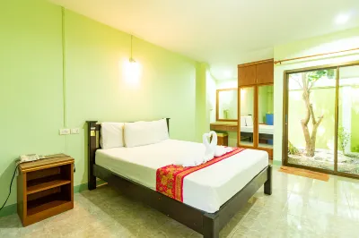 Khum Suk Resort Hotels near Ban Khuan Mosque