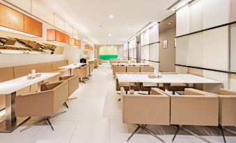Jinjiang Inn Select (Chongqing Huangguan Escalator Children's Hospital Riverview) - Housity