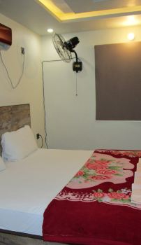 Four Square by WI in Karachi: Find Hotel Reviews, Rooms, and