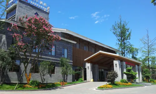 Huifeng Hotel