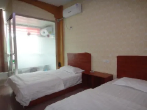 Huantai Huifeng Hotel