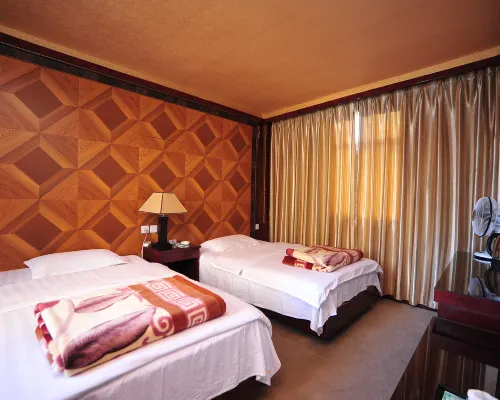 Hongfulou Hostel Hotels in Shilin