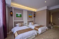 Junyue Holiday Hotel Hotels near Nanchan (Southern Zen) Temple