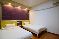 Mengzhou Jinmao Hotel