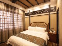 南充纳帕酒店 - 主题大床房