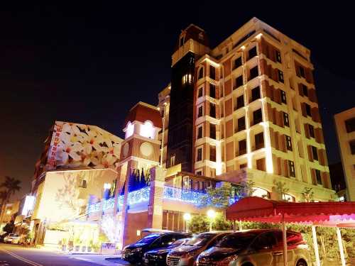 F HOTEL 三義館