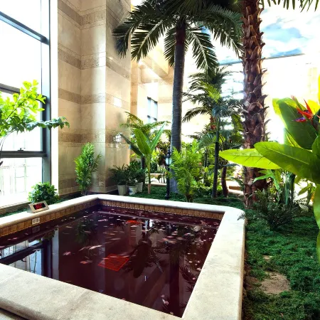 Yancheng Gangbo Peninsula Hotel