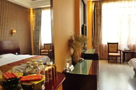 Baolong Hotel Отели рядом с достопримечательностью «Taiji Diagram»