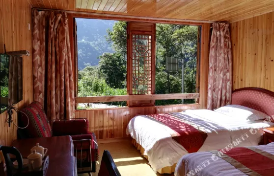 海螺溝紫荊別院