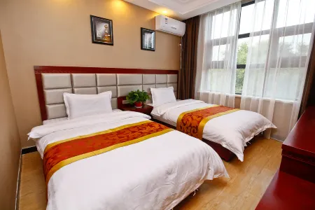 Famen Temple Hotel Отели в г. Фуфэн