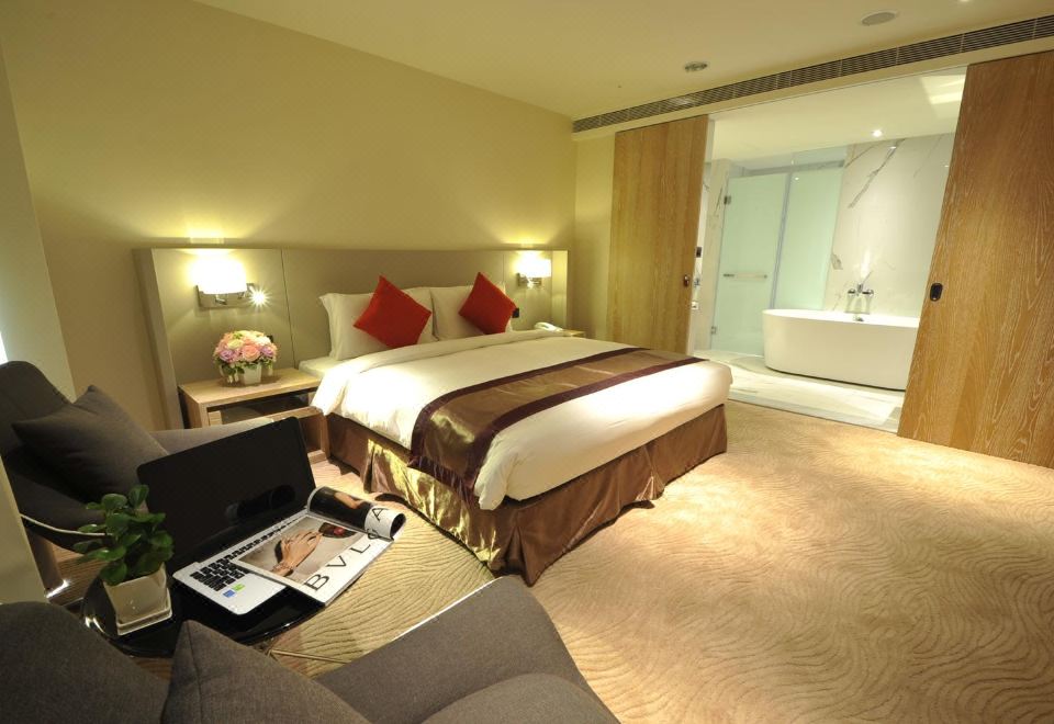 가오슝 인터내셔널 플라자