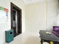 Luohe Jingyue creative Hotel โรงแรมในลั่วเหอ