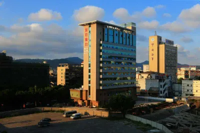 Zhoushan Dinghai Oriental Charm Business Hotel Hotels near Phoenix Island Landing Craft Marina