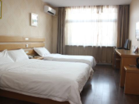 星期三宾馆(抚顺凯旋门店)