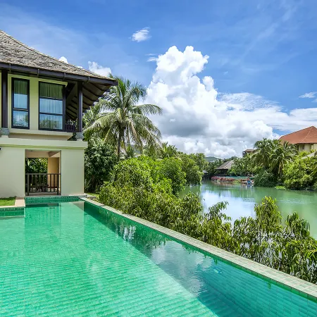 Yalong Bay Villas & Spa
