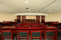 Luoman Holiday Inn Manzhouli