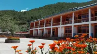 瀘沽湖趙家灣灣民宿 女神灣度假區住宿飯店