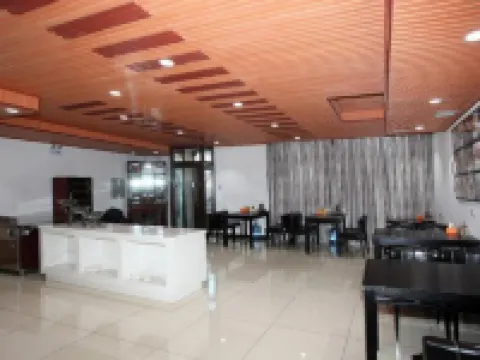 呼瑪鵬程ホリデイホテル 呼瑪のホテル