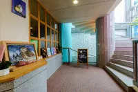 Hualien Owl Castle(Room only)-Free parking - parkir