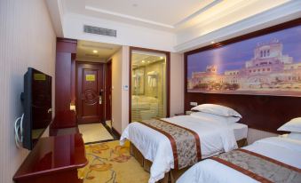 Vienna Hotel (Shanghai Hongqiao National Convention and Exhibition Center Xuying Road Metro Station)