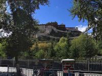 西藏木雅大酒店 - 酒店附近
