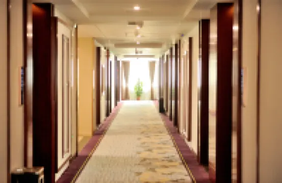 Yiyang Taojiang County Oriental Hotel
