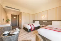 Fantasy Palace Hotels near Sun Moon Lake Ropeway Station
