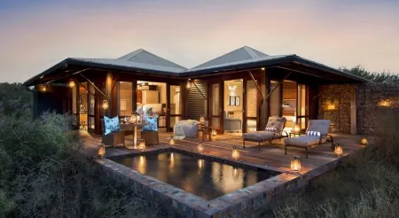 Kwandwe Private Game Reserve - Great Fish River Lodge Отели в г. Grahamstown