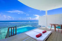 Centara Collection Machchafushi Island Resort & Spa Maldives - Pools