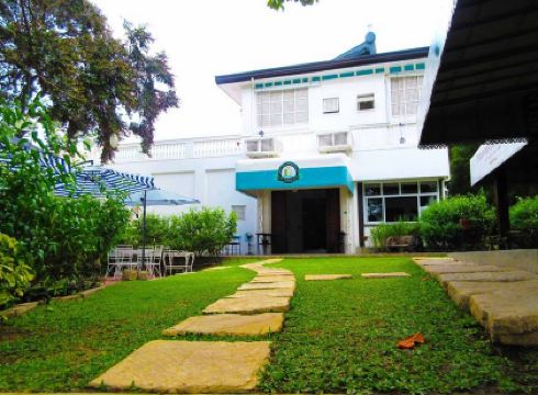 Paradores Del Castillo