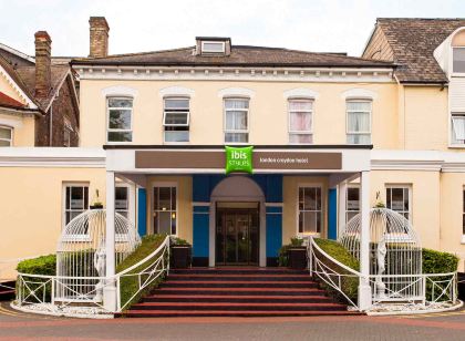 Croydon Hotel