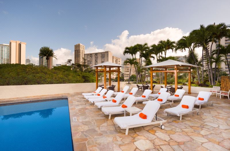 Luana Waikiki Hotel & Suites photo 3