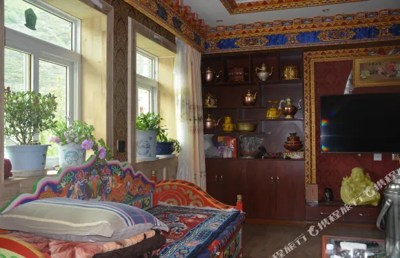 馬爾康西行客棧