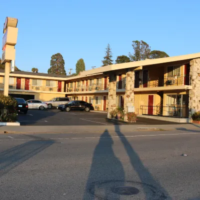 The Islander Motel Santa Cruz CA Hotels near Santa Cruz Museum of Art & History