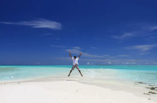 馬爾代夫海灘樂園-海洋氛圍旅館 白金島附近的飯店