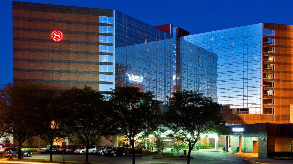 Sheraton Indianapolis Hotel at Keystone Crossing
