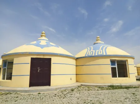 Xilamuren Grassland Tourism Resort Отели рядом с достопримечательностью «Xilamuren Prairie»