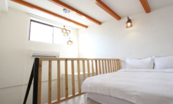 Wind House - Housity