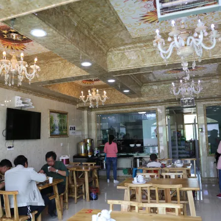 Gaolan Jiangdong Hotel
