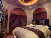 上海宝菱主题酒店 - 温馨浪漫大床房(无窗)