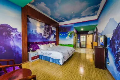 Victoria Business Hotel Hotels near Zhenfeng Wusi