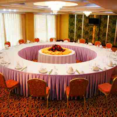 栄成成山友誼ホテル(栄成高速鉄道駅) Dining/Meeting Rooms