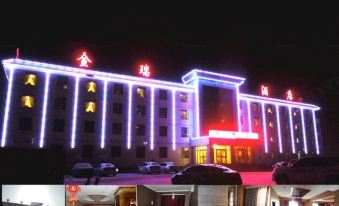 Jinrui Hotel, Luntai