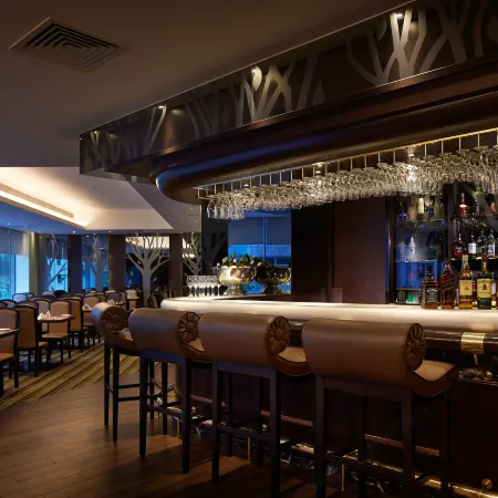 Stanford Hillview Hotel Отели рядом с достопримечательностью «Станция MTR Kowloon»