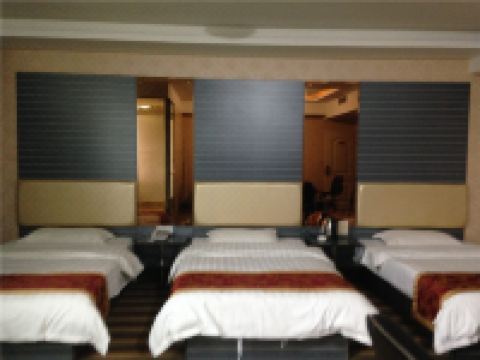 南召锦浩商务酒店 - 三人房