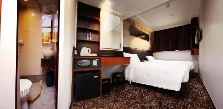 Lander Inn