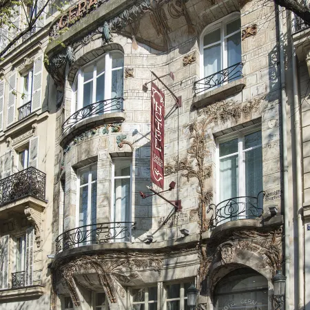 Hôtel Elysées Céramic Paris Отели рядом с достопримечательностью «Триумфальная арка»